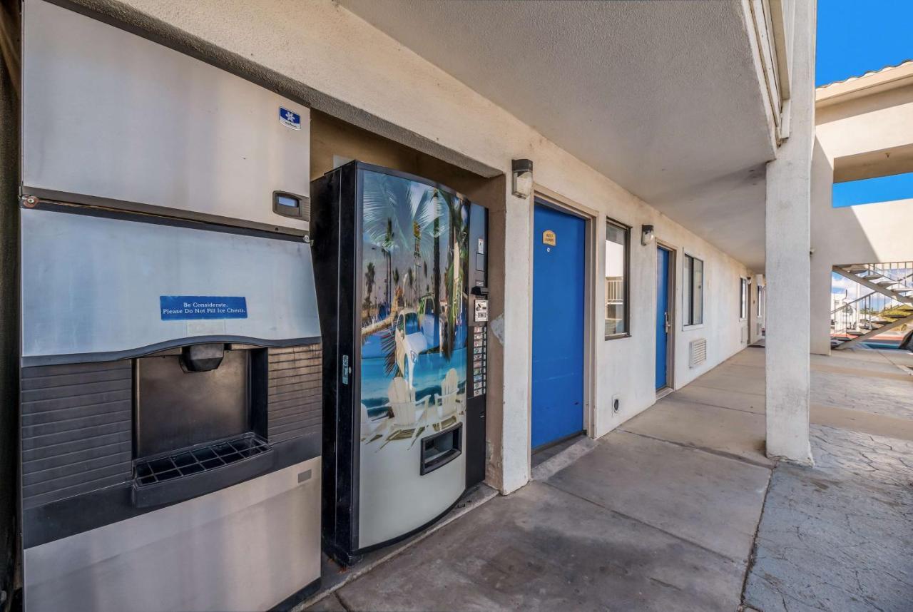 Motel 6-Westley, Ca Dış mekan fotoğraf